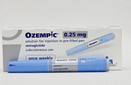 Semaglutide – Illustration d'une seringue et d'une boîte de médicament