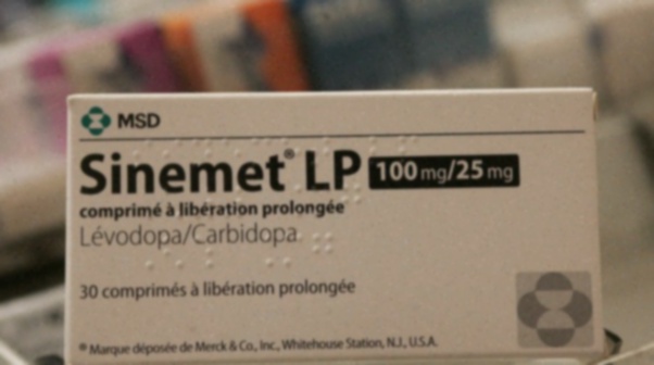Acheter Sinemet - Illustration de pilules et boîte Sinemet